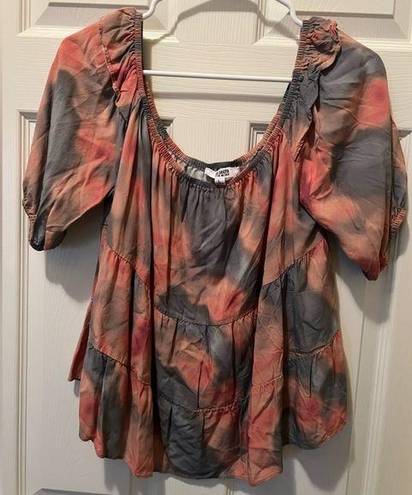 BB Dakota Steve Madden Off The Shoulder Beautiful Blouse Size L