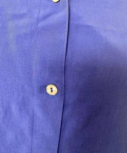 Krass&co Jones and  blue long sleeved button down shirt