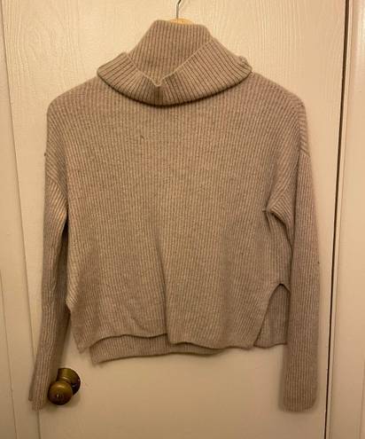 Banana Republic Sweater