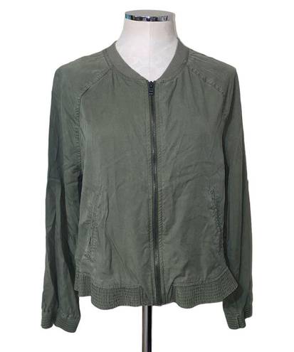 American Eagle  Outfitters Tencel Bomber Jacket in Olive Green Size Large