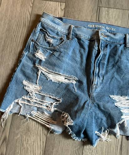 American Eagle Highest Rise 90’s Boyfriend Jean Shorts