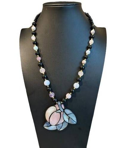 Lee  Sands Style Inlaid Shell Floral Beaded Necklace