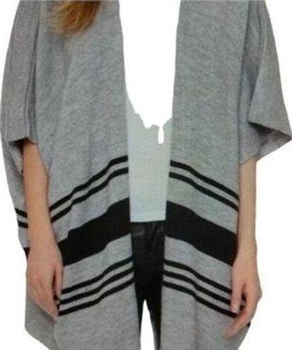 Cupcakes and Cashmere  Striped Poncho Gray Size L Bohemian Minimalist Coastal