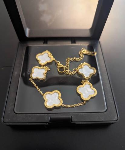 Gold Plated Clover Lucky Bracelet for Women 18K Gold Plated Clover Lucky