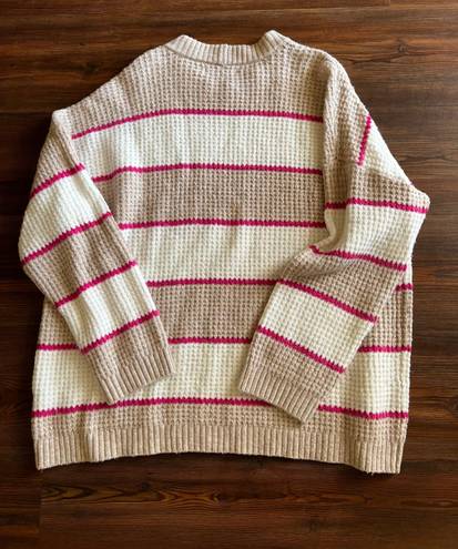 American Eagle Outfitters sweater