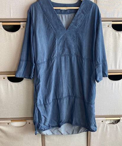 Vince  chambray vneck dress