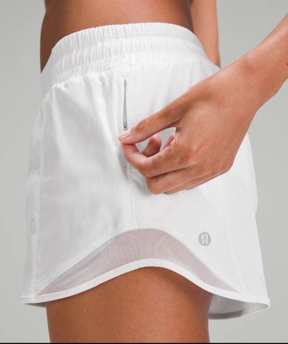 Lululemon White Hotty Hot Shorts 4”