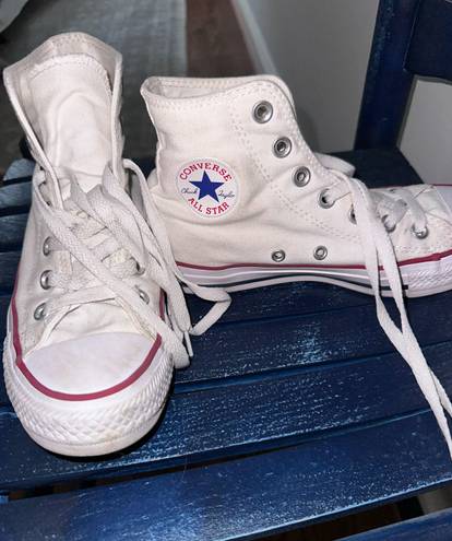 Converse White