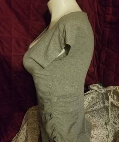 DKNY 𝅺 jeans Size large gray top cap sleeve scoop neck line Gathered sides