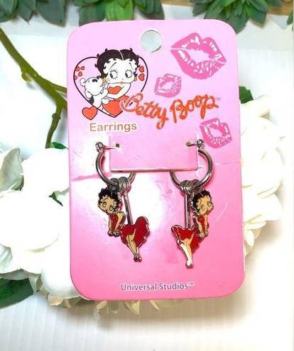 Betty Boop  Motion Earrings 🎉New🎉 From Universal Studios