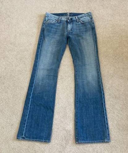 7 For All Mankind ⭐️  bootcut jeans in size 29