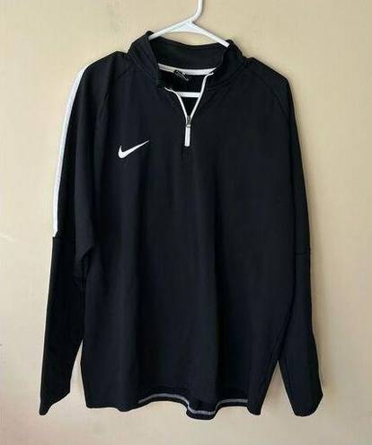 Nike  sweatshirt