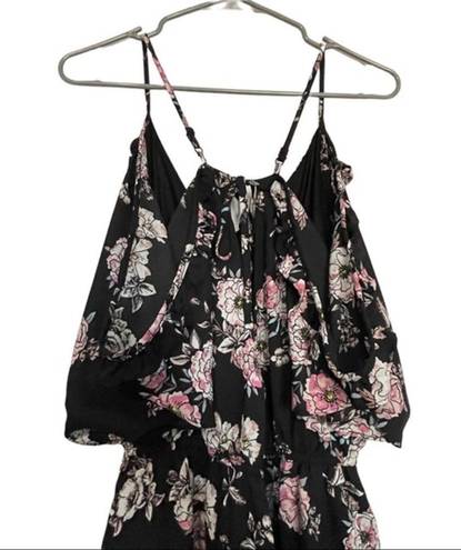 Miley + Molly  Black Floral Short Jumpsuit Size Med EUC #6953