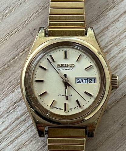 Seiko  Automatic Vintage Ladies Watch Gold Tone Dial Adjustable Bracelet Day Date