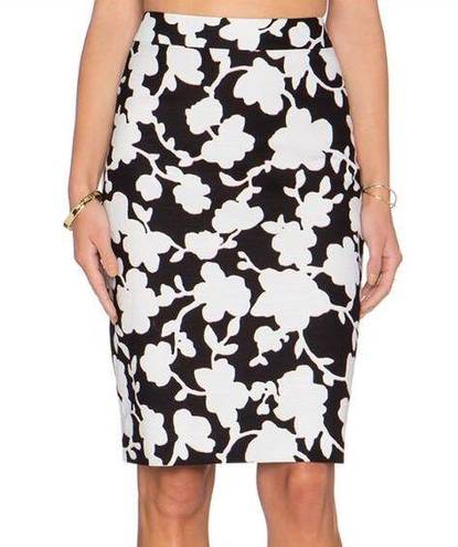 Kate Spade  Knee Length Pencil Skirt Black White Pink Floral Print Womens Size 6