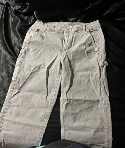 American Eagle Cargos