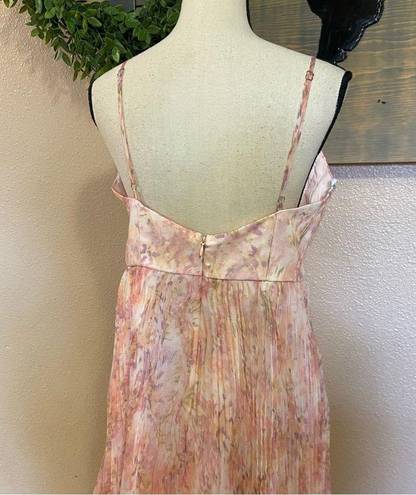 Lulus NWOT  Finest Endeavor Blush Pink Floral Pleated Bustier Midi Dress