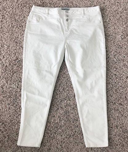 New Look  High Waist Super Skinny Jeans in White, Size UK18 / US14