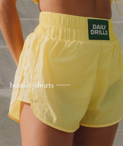 Daily Drills bounce Shorts In Metallic