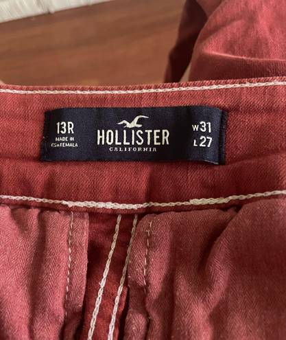 Hollister Ultra High Rise Mom Jeans