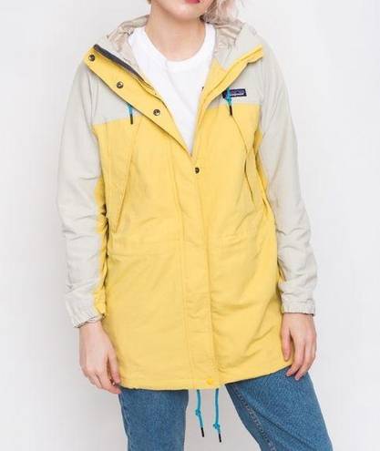 Patagonia  Skyforest Parka Yellow Women’s Size Small