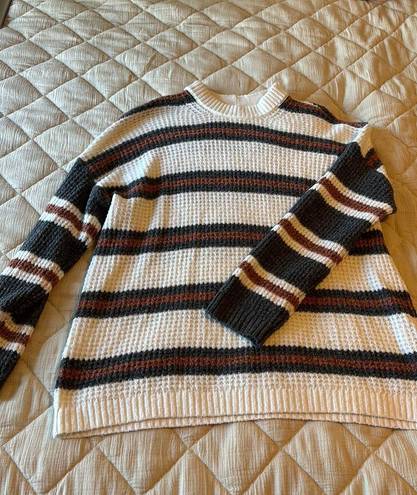 American Eagle Outfitters Sweater