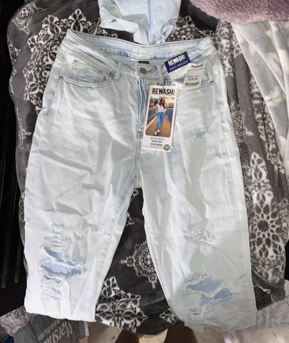 REWASH Size juniors 9/39  Jeans