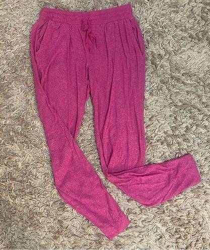 Natori  | pink joggers