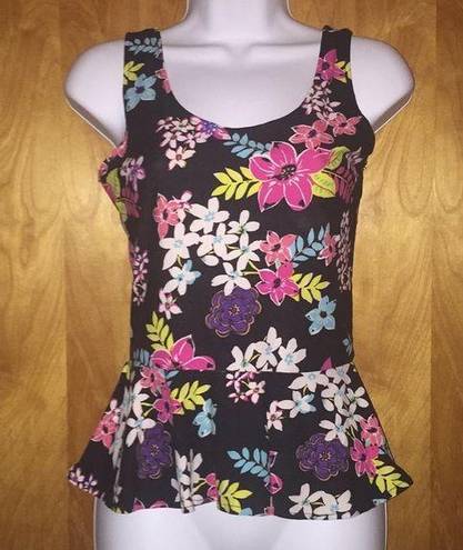 1st Kiss  Floral Peplum Top Size Medium