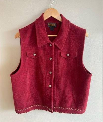 Woolrich  Vintage 100% Wool Red Collared Vest Size Large w/ Pockets & Hem Detail