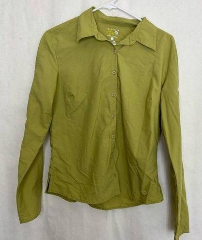 Mountain Hardwear Mountian hardware size 10 womens button up 124