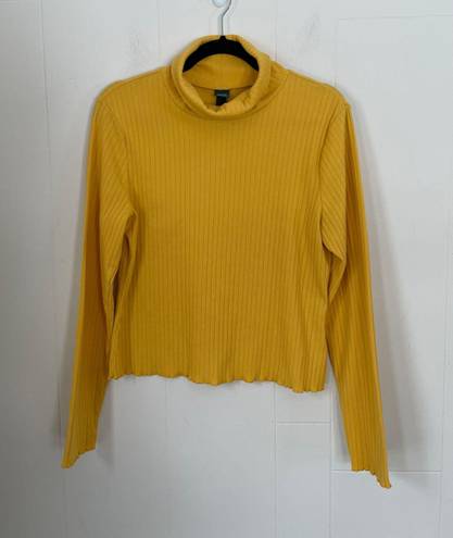 Wild Fable turtleneck top crop length mustard yellow 