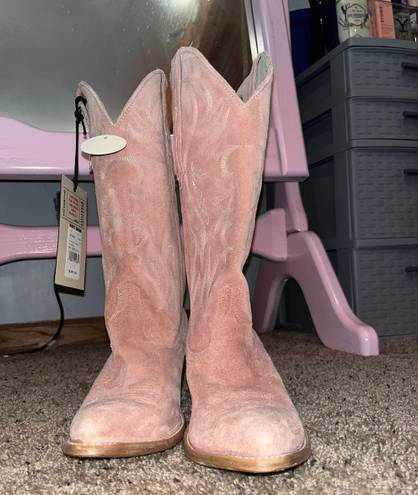 Idyllwind Pink Cowgirl Boots