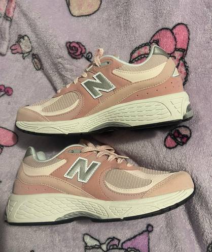 New Balance Pink