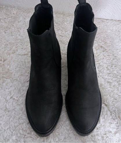 Krass&co Thursday Boot  Everyday Knockout Chelsea Matte  Black Leather Ankle 6.5