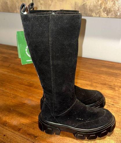 Farm Rio NWOB  Lug Sole Boots