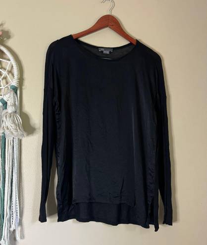 Vince Silk Blend Long Sleeves Top Black Size XS