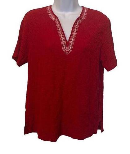 Cathy Daniels  EUC Red Embroidered V Neck Short Sleeve Shirt Sz M