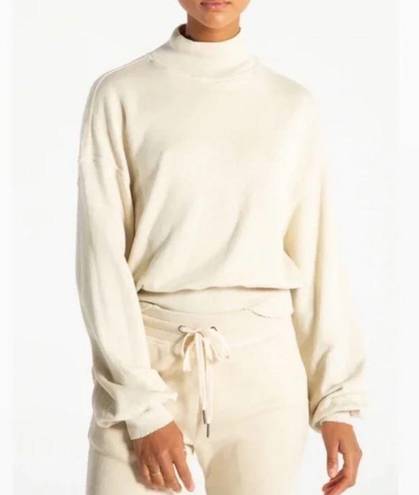 n:philanthropy NWT  Daze Cozy Soft Sweatshirt in Almond size M Oatmeal Tan Beige