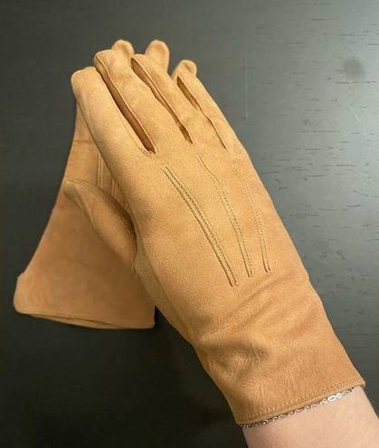 Vintage 1950s/1960s Light Tan Camel Suede Women’s Ladies Gloves