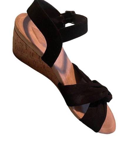 St. John’s Bay  8.5  wedge heel black ankle strap cross toe shoes