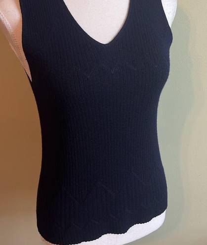 DKNY  ribbed v-neckline lightweight wool Navy sweater vest