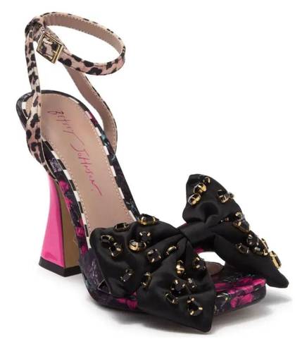 Betsey Johnson Women's Loise Heeled Sandal