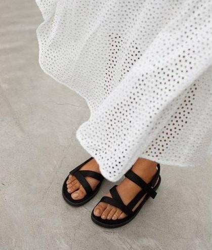 Everlane  The ReNew Sport Sandal Size 9 Black Straps Hiking Summer Fabric NWOT