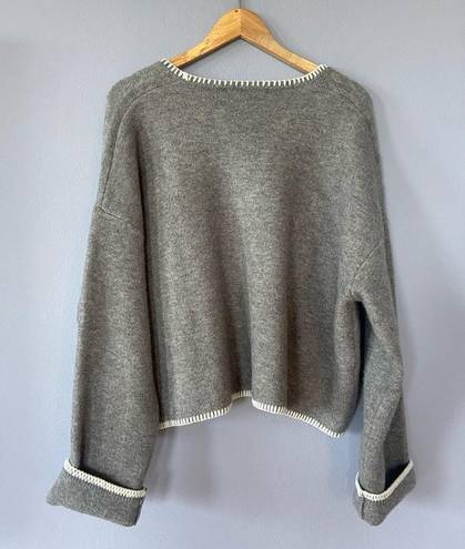 ZARA  Contrast Topstitching Crop Knit Sweater in Gray Size XL
