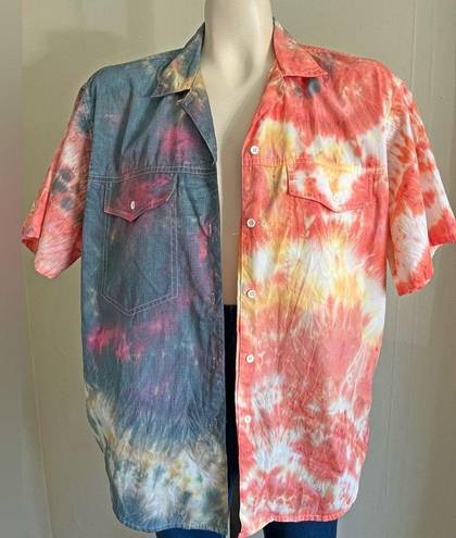 Cabin creek VINTAGE  tie dye button front pocket shirt boho casual beach