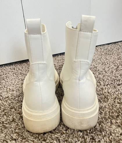 White Zip Up Booties Size 8