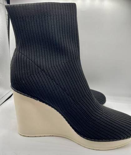 DKNY Warbi Wedge Booties