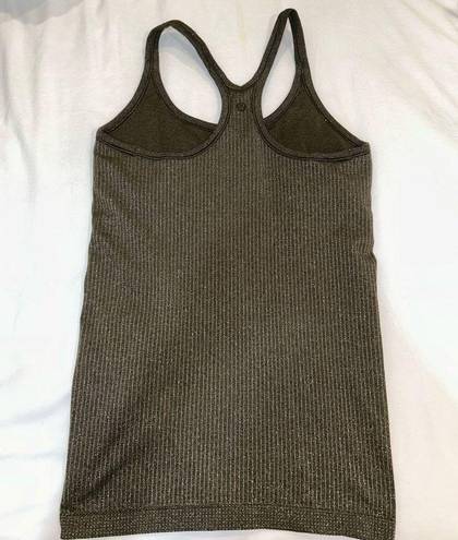 Lululemon Ebb to street tank