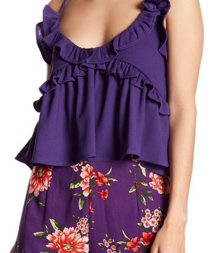 Romeo + Juliet Couture Beautiful sleeveless Blouse 